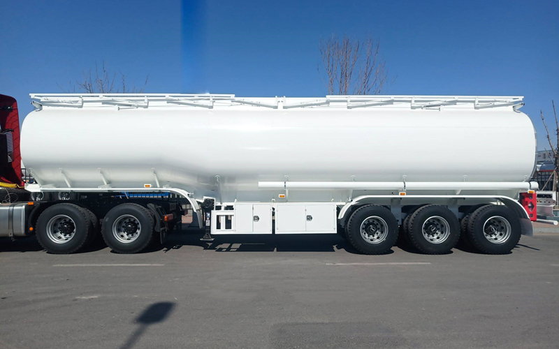 Maxway 3 axles 45000 liters aluminum 