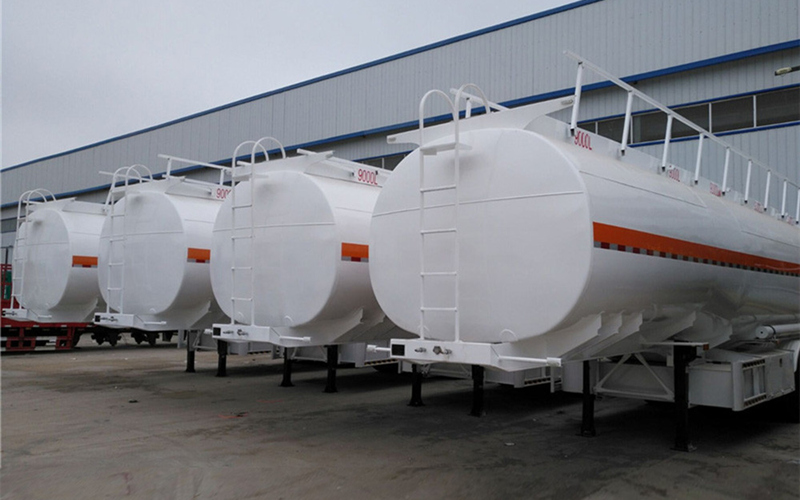 49000 Liters 7 Compartments Tank Trai