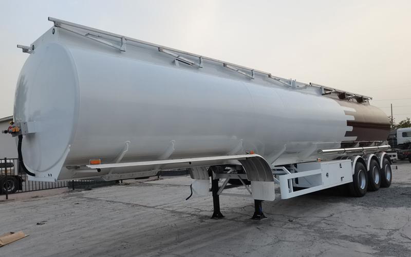 Maxway Oil Tank Trailer 50000 Liters 