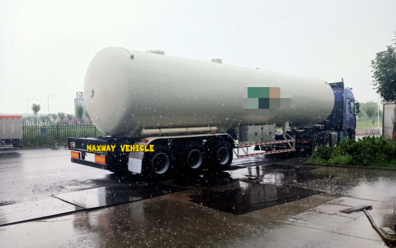 61.9CBM Capacity LP Gas Tankers 3 Axl