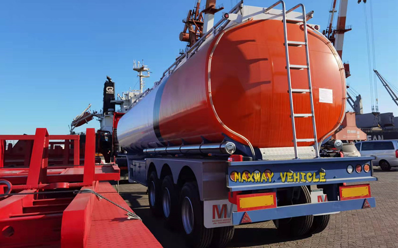 45000 Liters 5 Compartments Petroleum Road Tankers 