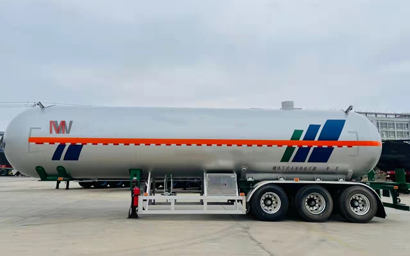 Road Gas Tanker Lpg Truck Tanker Chin